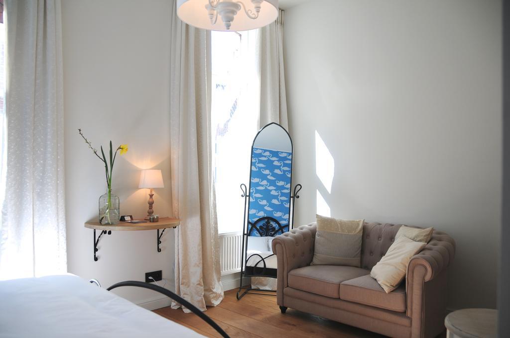 B&B Val Des Roses Μπριζ Δωμάτιο φωτογραφία