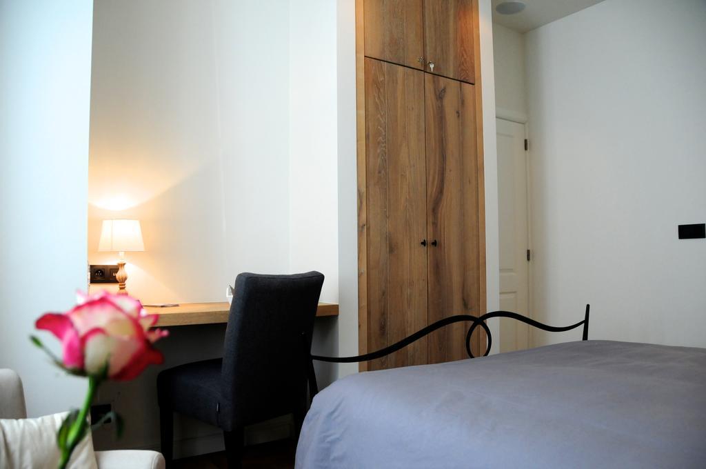 B&B Val Des Roses Μπριζ Δωμάτιο φωτογραφία